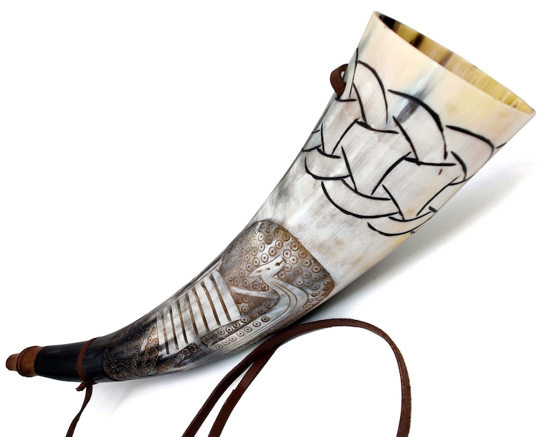 African Drinking Horn - Image 3