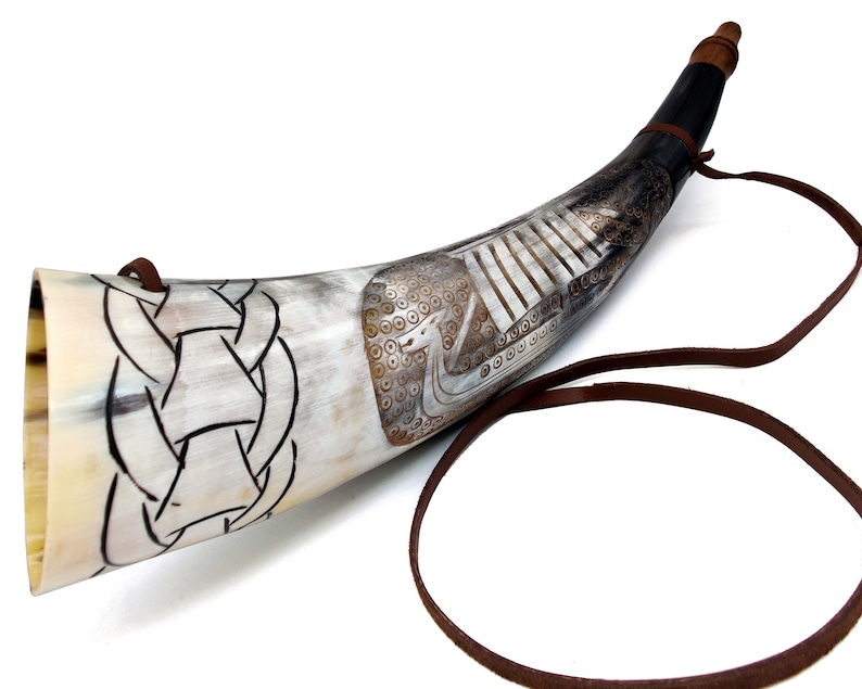 African Drinking Horn - Image 2