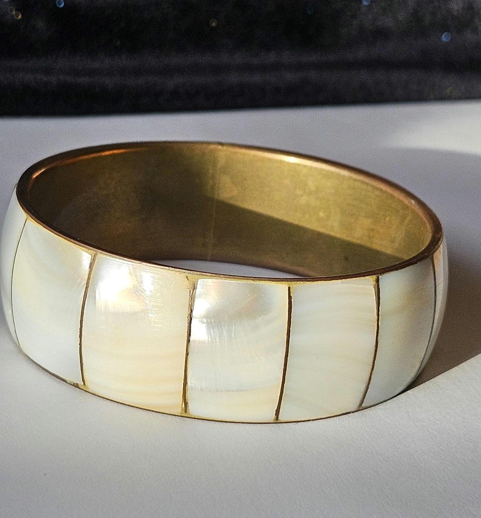 MOP Bangle - Image 3